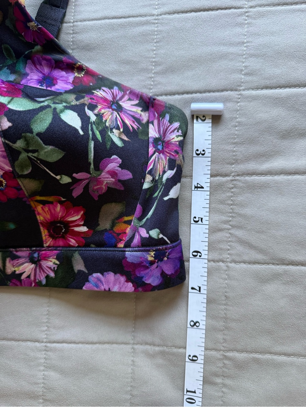 Cacique Floral Wireless Bra - Black with Purple & Pink Blooms - 42C Like New - Picture 5 of 7